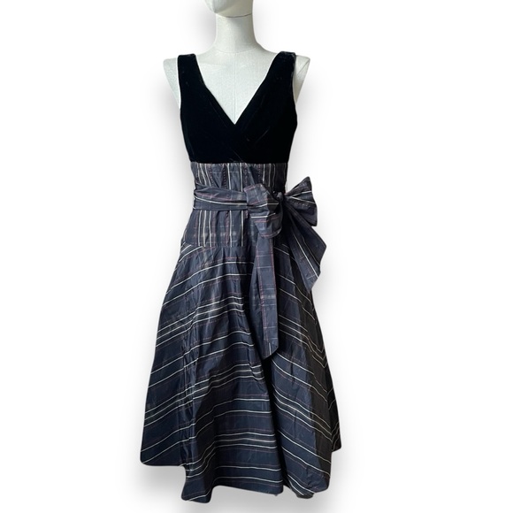 BCBG Max Azria Formal Black Dress Size 4 Ruffle Fit & Flare Cocktail Black - Picture 1 of 15